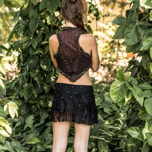 Gonna corta boho, minigonna patchwork, gonna da fata/pixie da festival, abbigliamento elfico, gonna drappeggiata hippie, gonna rosa acceso, gonna steampunk immagine 5