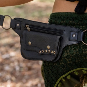 Allzweck Gürtel, Leder Gürteltasche, Festival Tasche, Cyberpunk Zubehör, Leder Fanny Pack, Unisex Gürtel Geschenk für Sie und Ihn