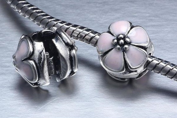 pandora flower clips