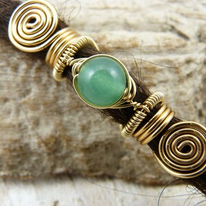 Joyas de rastas color oro con piedra preciosa de aventurina hechas a mano