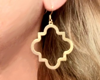 Brushed gold or silver quatrefoil earrings