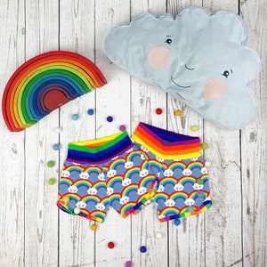 Retro 70s Style Rainbow Baby Shorts, Unique Kids Clothes, Rainbow Toddler Shorts, Rainbows and Clouds, Summer Baby Clothes, Gender Neutral