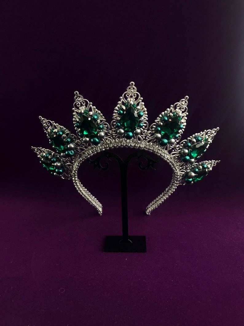 Silver Emerald Crown Bridal Swarovski crystals Green Tiara Wedding Dolce Headband Headpiece emerald wedding band bridesmaid gift Girlfriend image 5