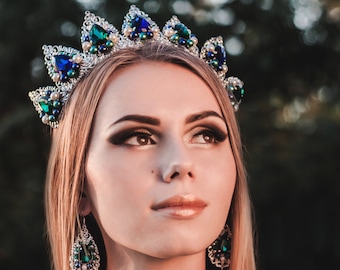 Silver Tiara Crown & Earrings Emerald Green Royal Blue Crystal Rhinestones Pearls wedding headband headpiece princess bridal replica crown
