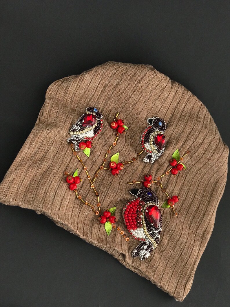 Crystal Rhinestone Autumn Winter Hat Beige Red Birds Crystals Headband with Bling Embellished knit Holiday Gift Women Teen Girl Fashion