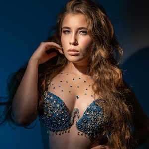 Blue Rhinestones Wire Bra Sexy Costume Photo Xmas Party Vegas Showgirl Carnival Mardi Gras Diva Performer Outfit Samba Pageant Custom