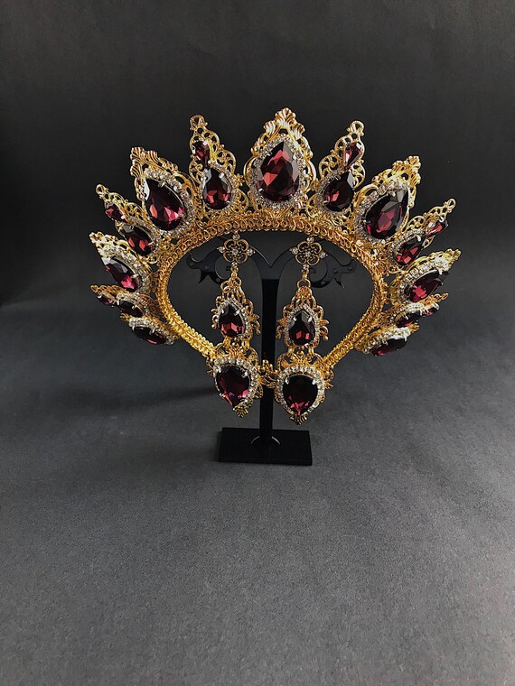 Goldene Geburtstagskrone Mit Schal & Brosche – Perfektes Set Für Die Geburtstags-Queen | Einstellbar, Mit „Birthday Queen“-Aufdruck