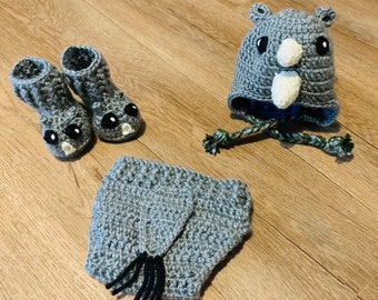 Crochet Pattern Rhinoceros Hat, Diaper Cover, and Booties- Several Sizes