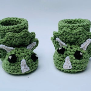 Crochet Pattern Baby Triceratops Dinosaur Booties image 1