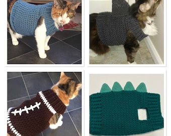 以下が含まれることがあります： 4種類の異なる色とスタイルの猫用編み物セーター。セーターは青、グレー、茶色、緑です。すべてのセーターはシンプルなステッチパターンで作られています。すべてのセーターは猫に合うように設計されています。