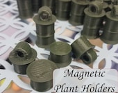 new Stroodies Magnetic Plant Holder