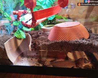 Stroodies Subterranean Corner Hide