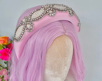 Rosa Gepolstertes Stirnband Perle Strass Kristall Diamant Juwelen Jeweled Haarband Hochzeit Races Festival UK