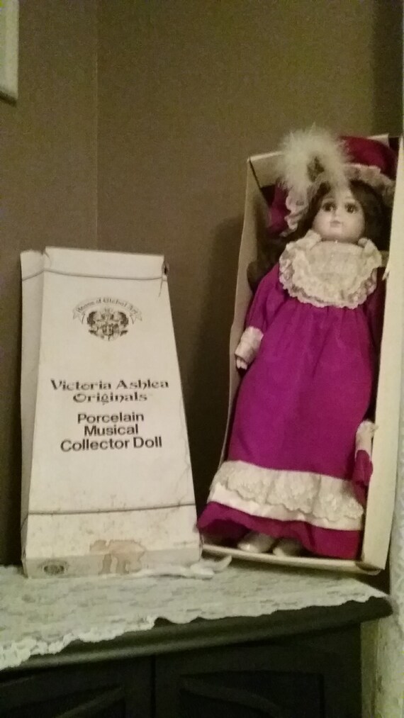 victoria ashlea originals porcelain musical collector doll