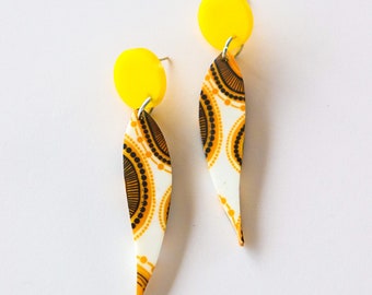 Inheemse kunst oorbellen ~ Ngarru (Bee) Gum Leaf oorbellen met Stud Topper ~ Aboriginal kunst oorbellen