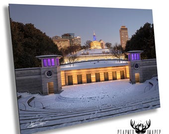 Snowy Tennessee State Capitol: Nashville Bicentennial Park