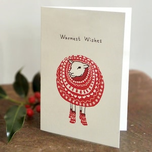 Tarjeta A6 con mis mejores deseos para una oveja con suéter navideño