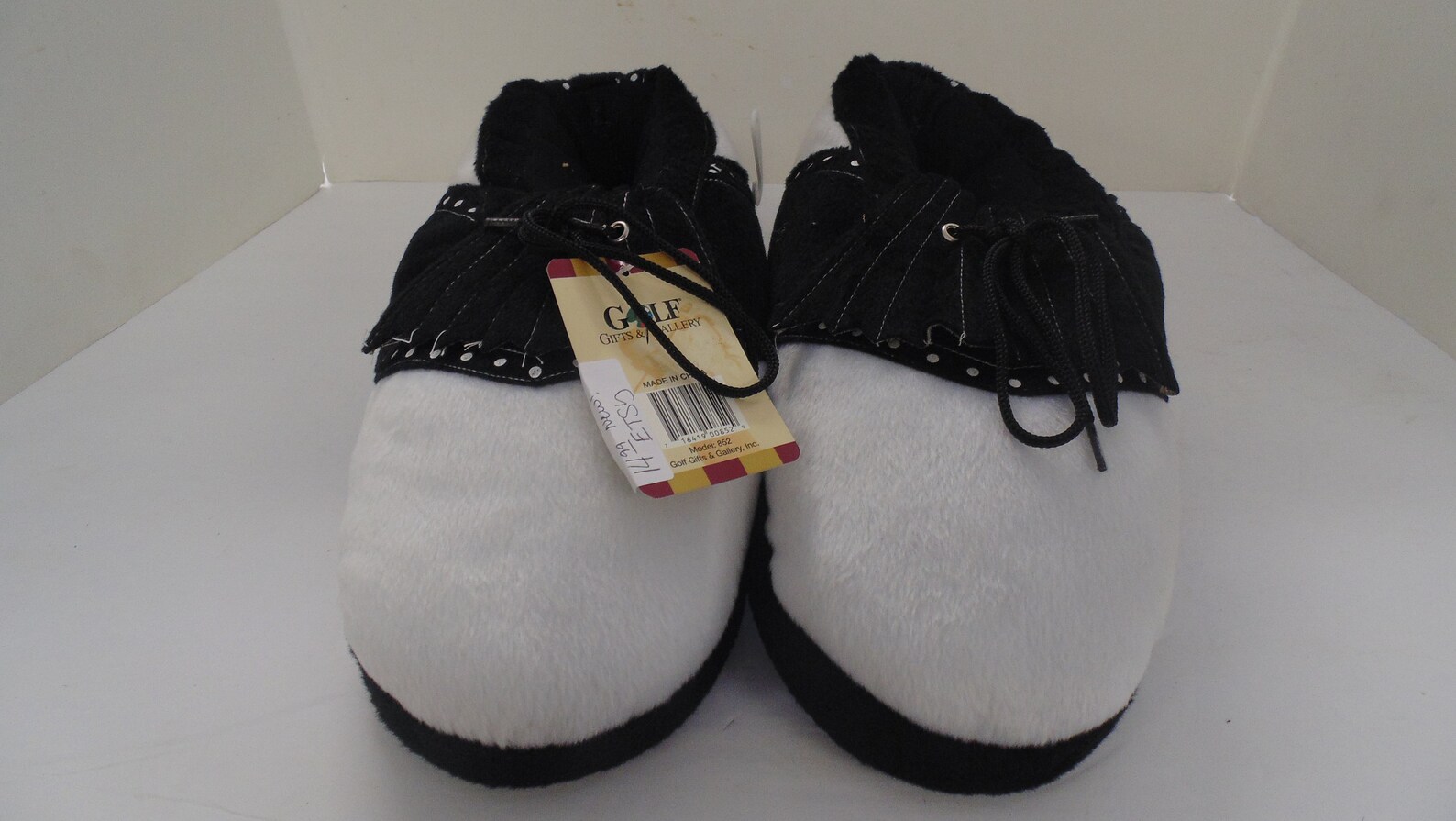 golf shoe slippers
