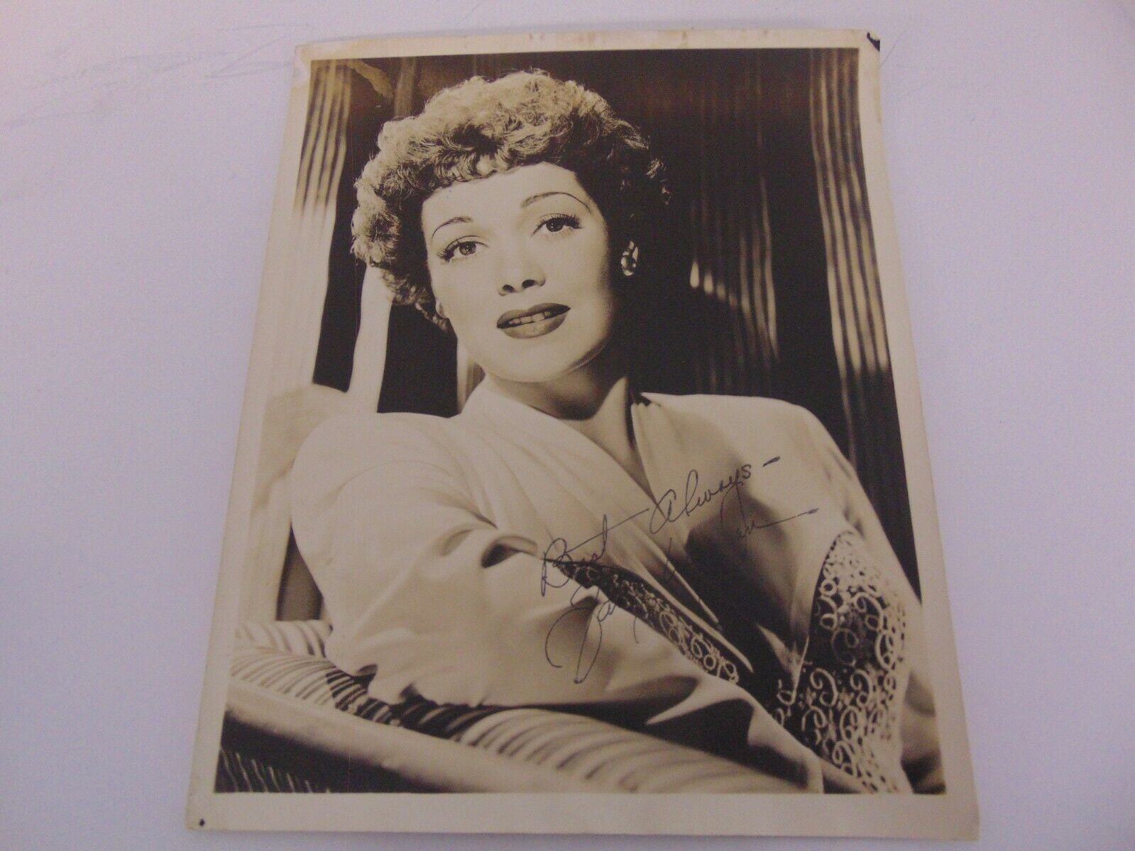 8 X 10 Jane Wyman Autographed Picture Jc149 Etsy