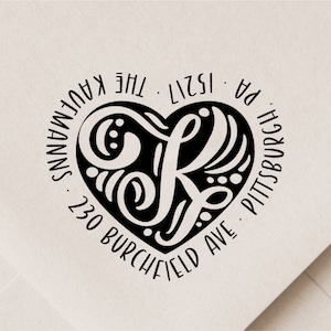 Sello de dirección autoentintado - Sello de dirección personalizado - Monograma del corazón - Personalizado - Sello de dirección de devolución - Regalo de bienvenida - Boda