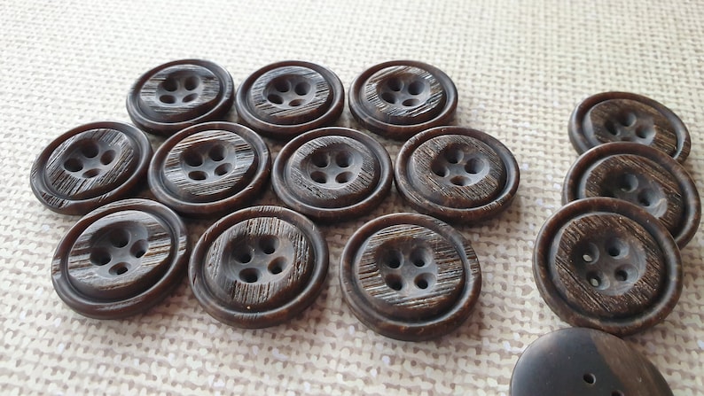 1116 17.8mm 28L Brown wood EFFECT