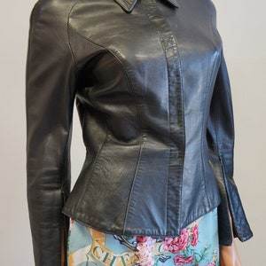 Thierry Mugler leather lamb jacket blazer ,Black leather Mugler jacket, size small medium image 8