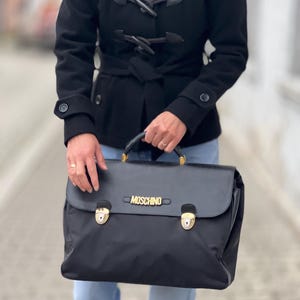 Moschino redwall - Etsy 日本