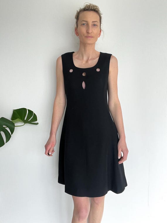 Vintage Gianni Versace Couture Dress: 90s Black Flared Sleeveless Acetate  Blend, Italian Size 40 - Etsy Israel