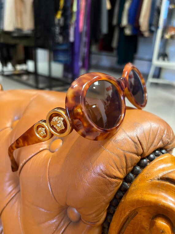 Vintage Gianni Versace Tortoiseshell Sunglasses: Medusa Detail