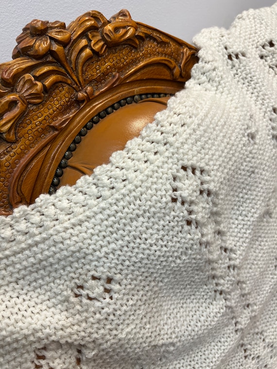 handmade crochet scarf vintage, openwork fringe s… - image 5