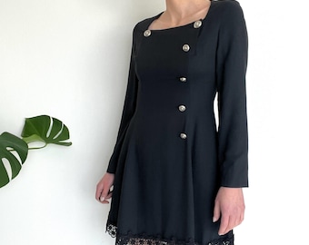 Versace Jeans Couture Vintage Schwarzes Viskose Mini Kleid mit Silber Medusa Knöpfen, mittlere Größe