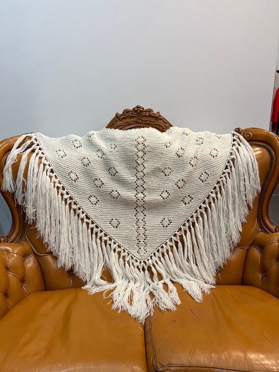 handmade crochet scarf vintage, openwork fringe s… - image 7