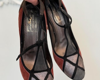 Vintage-Pumps aus italienischem Leder mit T-Riemen, hergestellt in Italien | Mina Buenos Aires Pumps | Farbblock-Lederschuhe | Designer-Pumps der 90er Jahre, EU 39