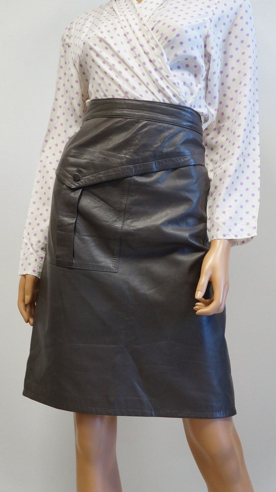 Genny leather skirt, vintage brown leather skirt, Gen… - Gem