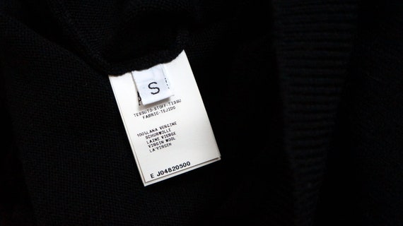 moschino label tag