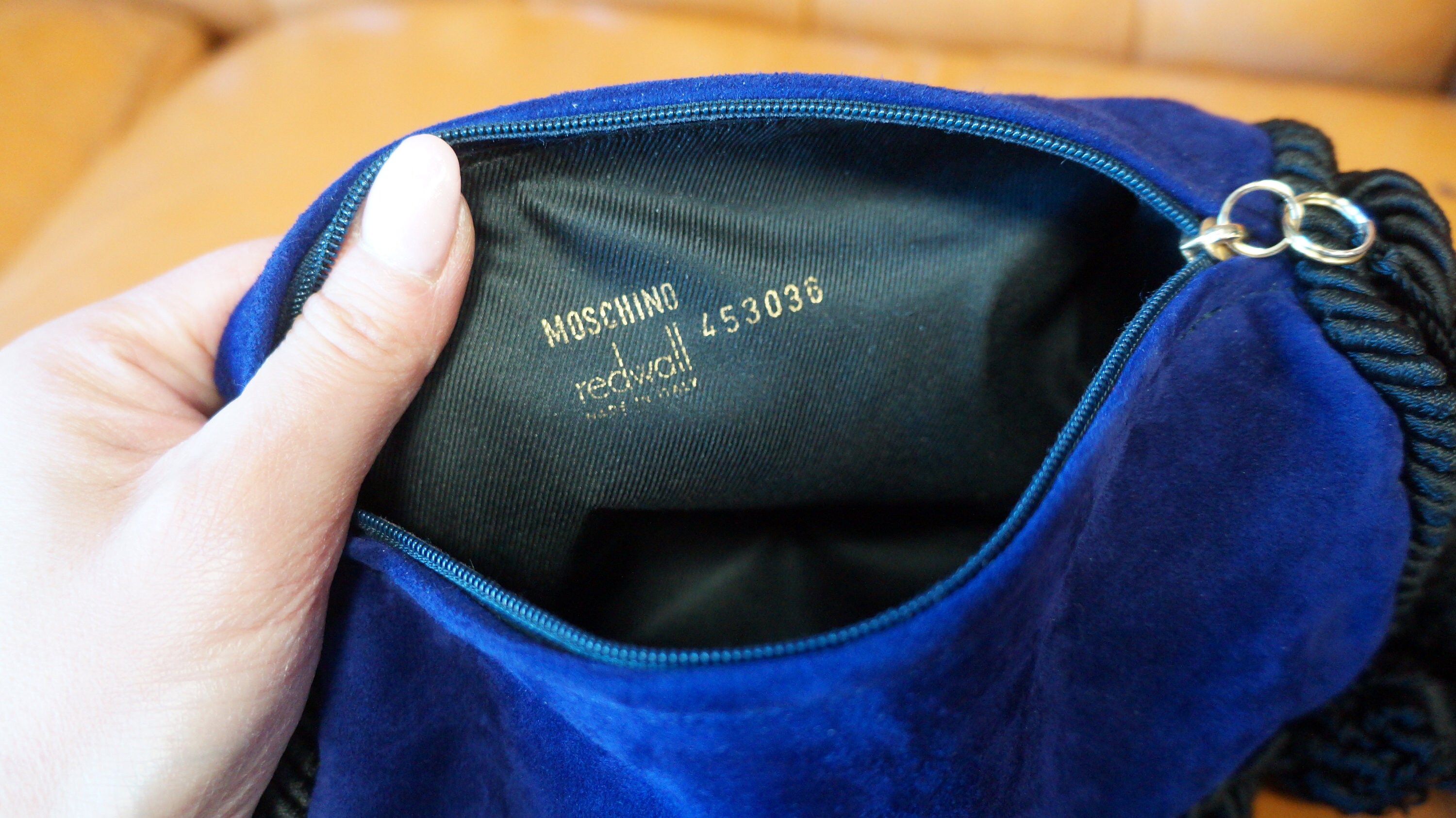 モスキーノ バイ レッドウォール スエード タッセルバッグ - ブルー