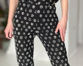 イタリア製 モスキーノジーンズとは 中古・古着通販 MOSCHINO JEANS モスキーノジーンズ パールトリムジーンズ インディゴ サイズ 27 ブランド・古着通販 トレファク公式 TREFAC FASHION スマホサイト