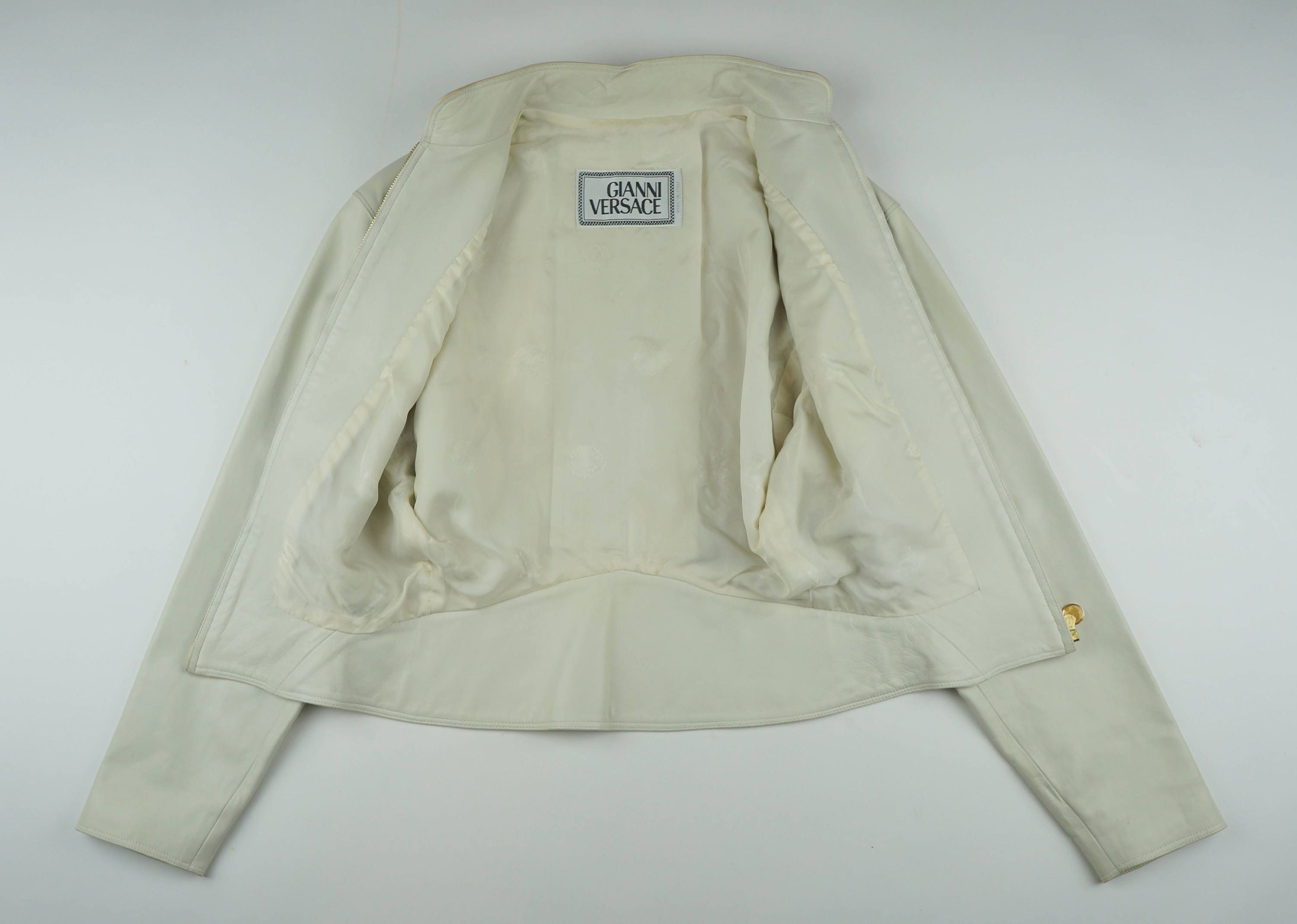 Versace shop white jacket