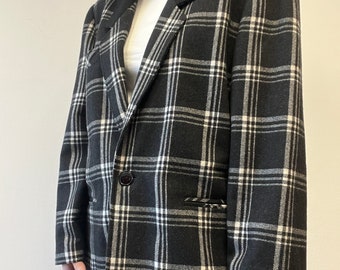 La Madeleine black and white checkered Italian jacket, vintage italy blazer with lana check large size