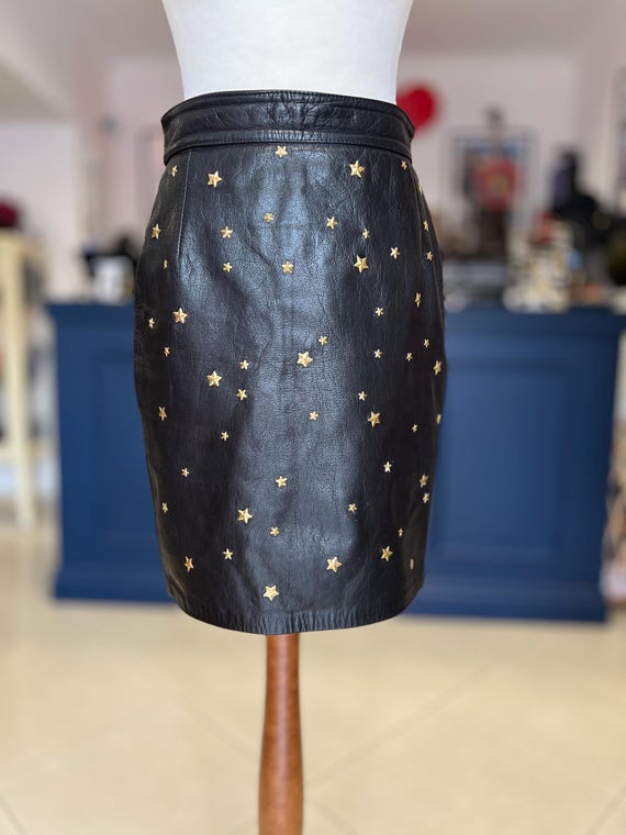 90s MOSCHINO EMBROIDERY SUEDE SKIRT レザー 90s MOSCHINO EMBROIDERY SUEDE SKIRT レザー