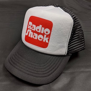 Radio Shack Retro Trucker Hats Nostalgia Gift for Nerd Boyfriend 90s Retro Trucker Cap Computer Geek Gifts for Him