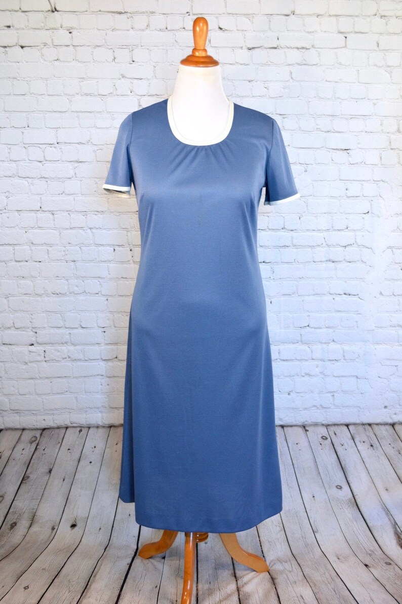 60s Day Dress Medium Casual Vintage Dress 1960s Dress Short Sleeves Blue Shift Dress Retro 60s Minimalist Dress