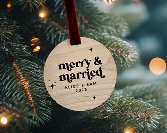 1St Christmas Married Bauble | Mr And Mrs | Personalised First Christmas Married Bauble | Newlywed Gift |  Merry And Married | Wooden Bauble