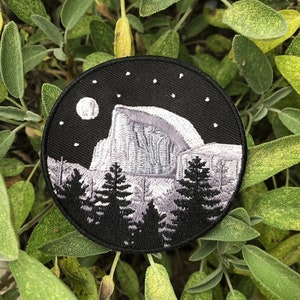 Yosemite - Half Dome Patch - 3" Circle Iron on Explorer Embroidered Badge