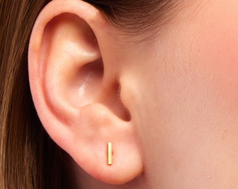Gold Bar Earrings, Gold Line Earrings, Gold Staple Earrings, Tiny Bar Earrings, Thin Line Earrings, Tiny Line Earrings, Tiny Studs, SGE7