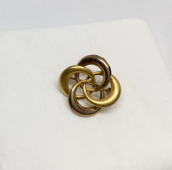 antique 10K gold, 4 intertwined circles brooch, v… - image 6