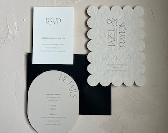 Puede incluir: Conjunto de invitaciones de boda con fondo blanco y detalles en negro. La invitación presenta los nombres de la pareja, "Hazel & Brayion", y la fecha de la boda, "02 04 23". La tarjeta RSVP incluye el texto "Por favor, responda antes del 7 de enero" y una dirección de sitio web. La tarjeta de detalles incluye el lugar de la boda, el atuendo y la información del sitio web.