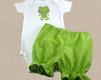 Appliqued Frog Baby Girl Outfit – Infant Frog Bodysuit Bloomers – Cute  Newborn Frog Clothes – Baby Shower Gift for Girls