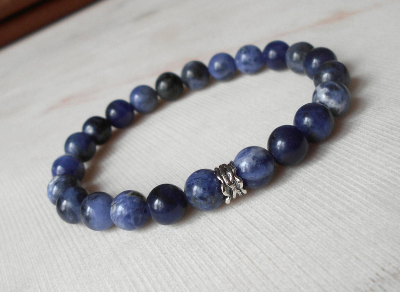 Sodalite bracelet Mens bracelet Gift for men Stretch blue bracelet women Sodalite jewelry Gift for boyfriend Silver insert gemstone bracelet