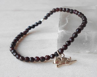 Garnet Bracelet Silver Cat Bracelet Women Thin Bead Bracelet 4mm Natural Garnet Bracelet Charm Bracelet Slim Beaded Bracelet Garnet Jewelry